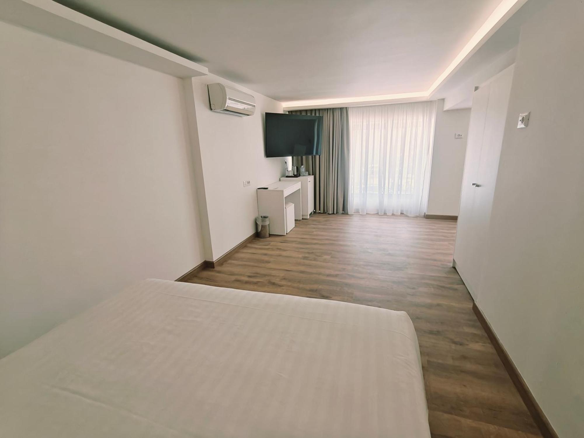 Ibiscus Hotel Rhodes City Bagian luar foto