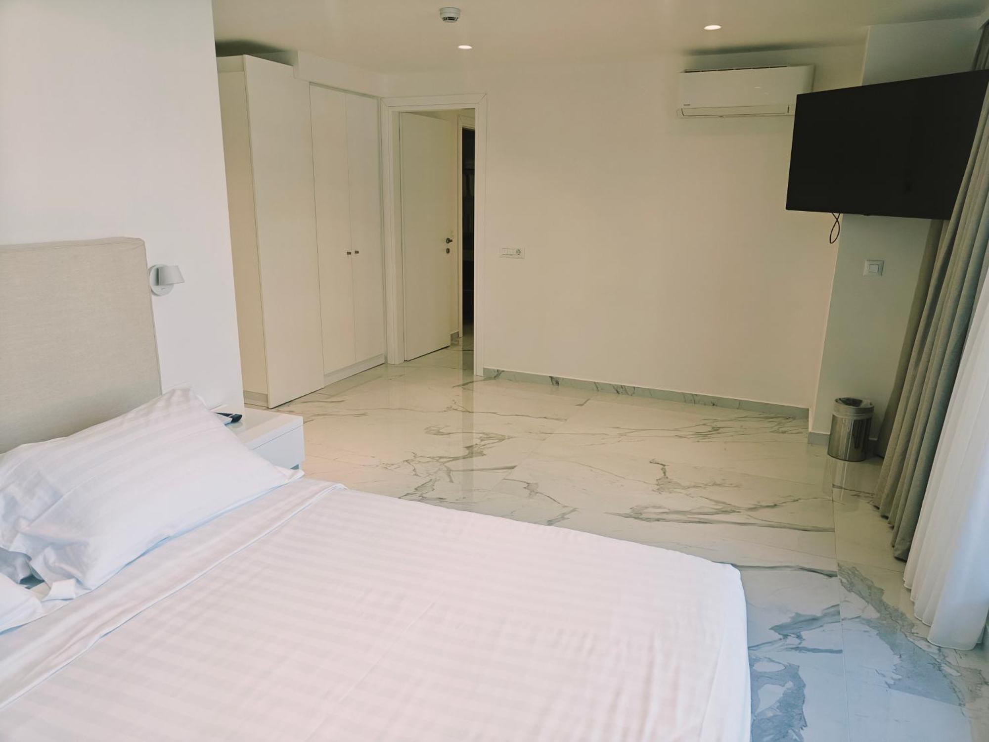 Ibiscus Hotel Rhodes City Bagian luar foto