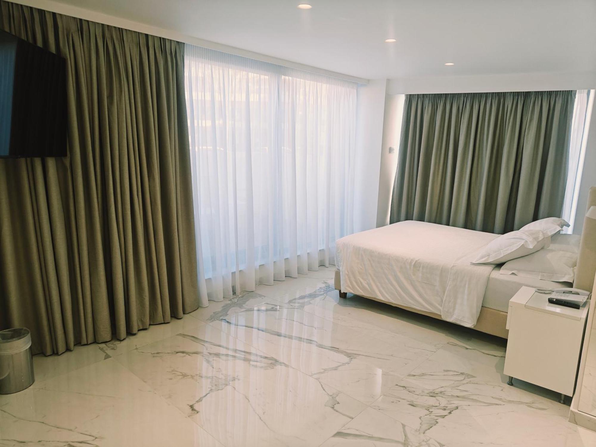 Ibiscus Hotel Rhodes City Bagian luar foto