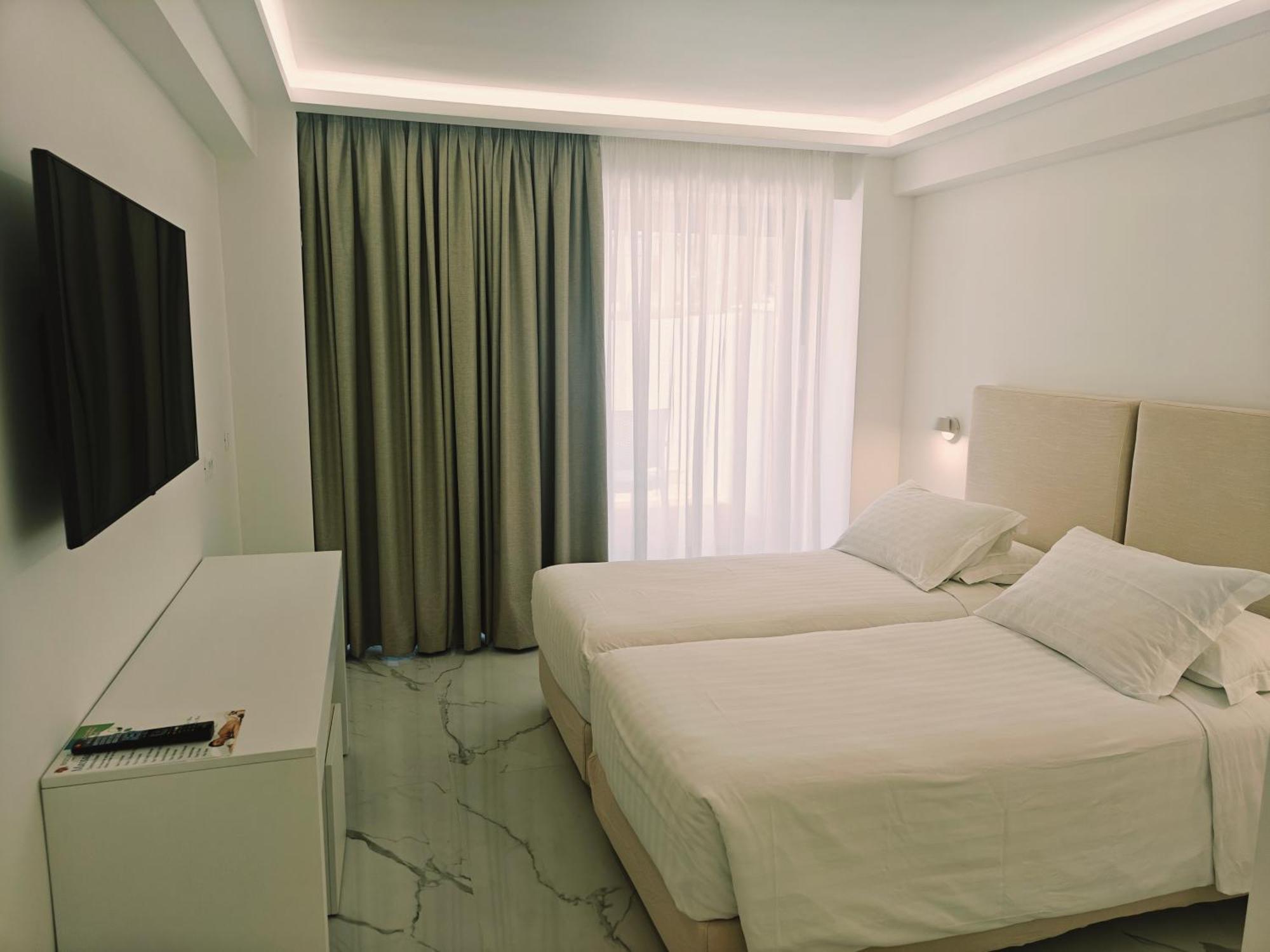 Ibiscus Hotel Rhodes City Bagian luar foto